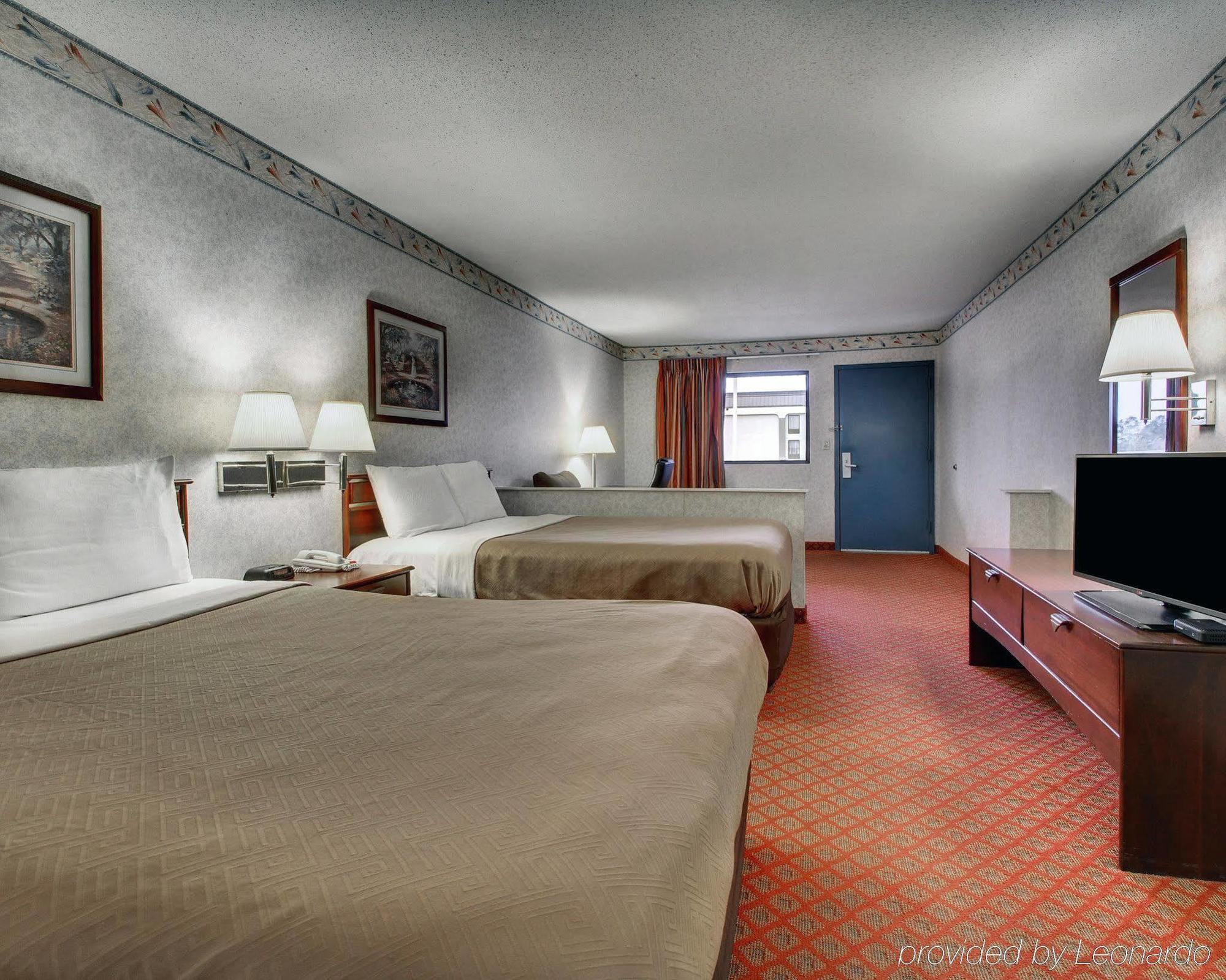 Econo Lodge Лоръл Екстериор снимка